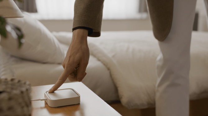 Samsung Unveils Wireless Charger with Integrated Smart Home Hub Feature