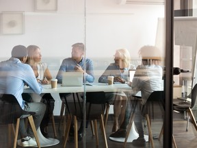 Middle Management Cuts Are Coming to Canada, Warns Expert Howard Levitt