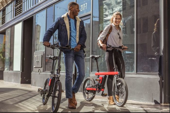 Zycle: A Foldable E-Bike with a Quick-Swap Battery for Unlimited Range